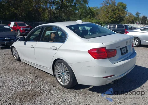 2015 BMW 328I xDrive z USA, uszkodzony, nr VIN WBA3B3G51FNR86982